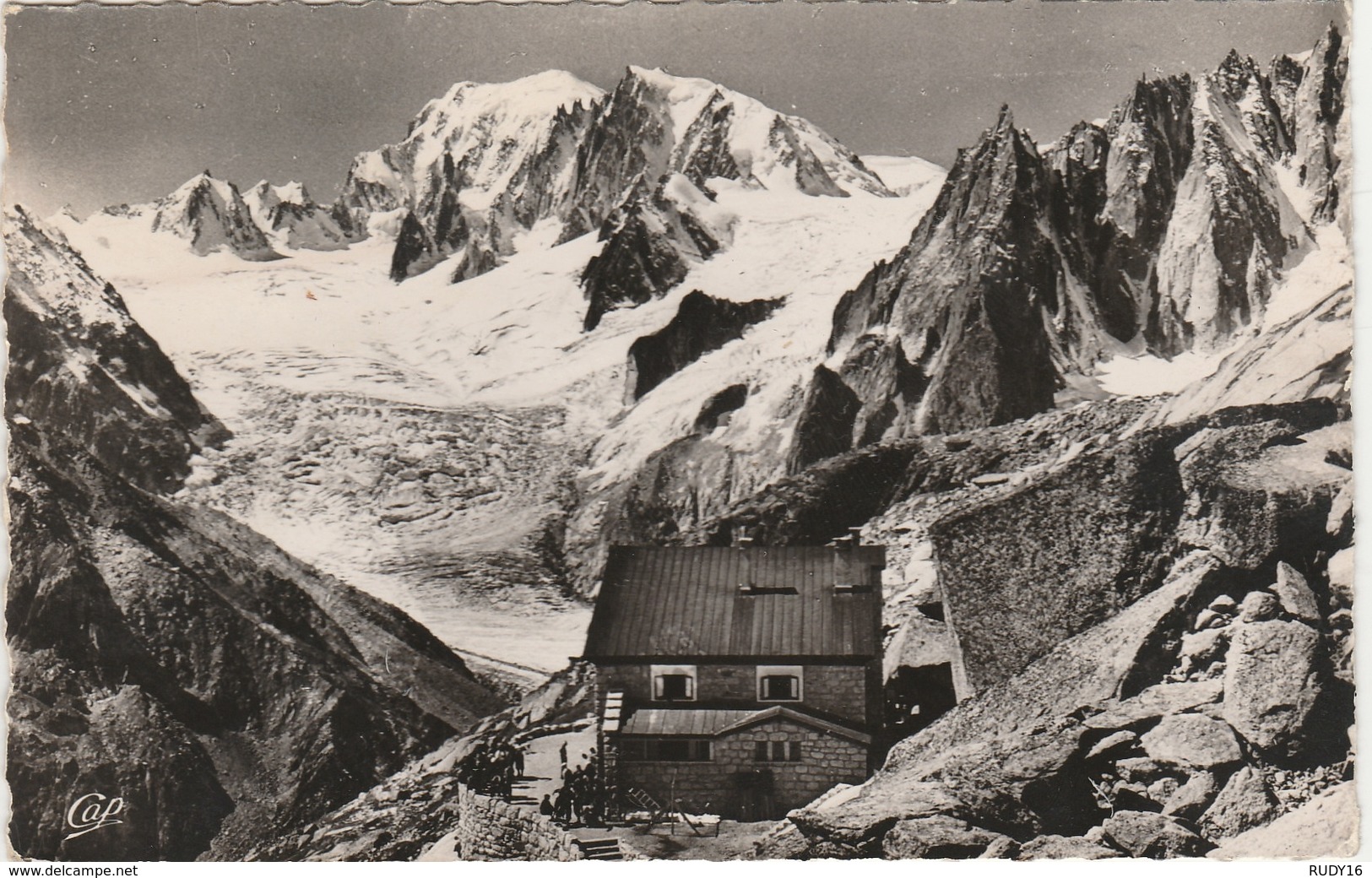 CHAMONIX   -  LE NOUVEAU REFUGE DU COUVERCLE Et LE MASSIF DU MONT BLANC  -   Edition : C.A.P. De Paris   N° 1312 - Chamonix-Mont-Blanc