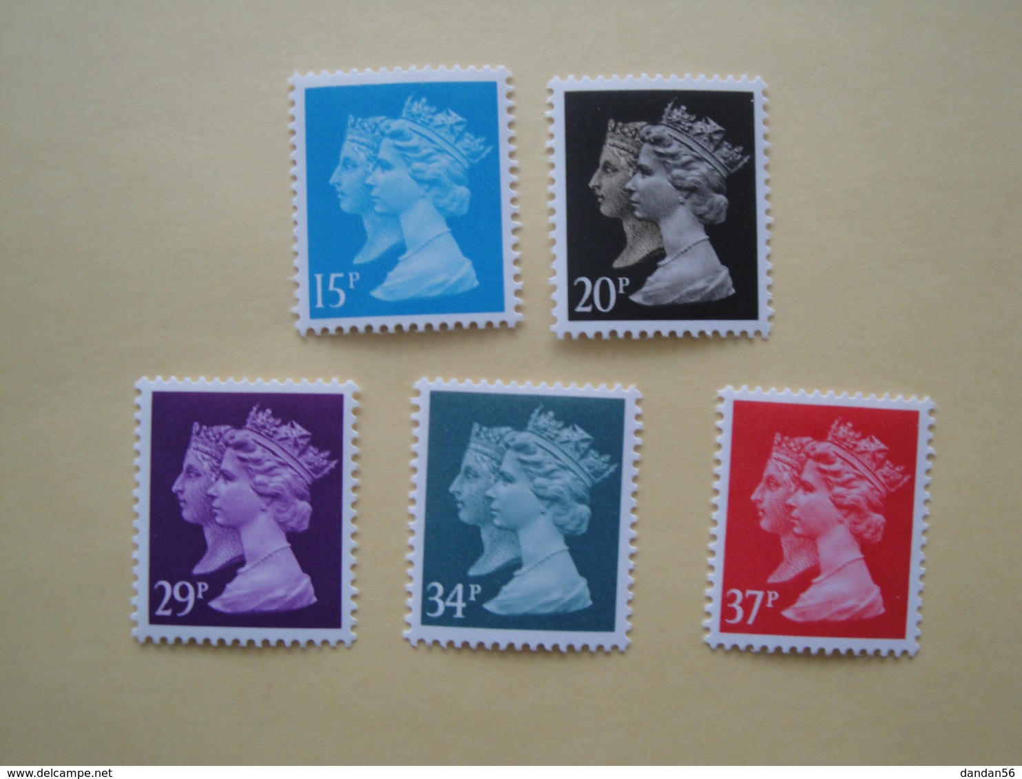 1990  Grande Bretagne Yv 1434/8  ** MNH Série Courante Cote 15.20 € Michel 1240/4  Definitives - Ungebraucht