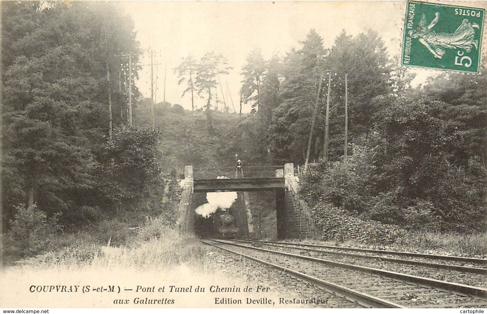 77 - COUPVRAY - Pont Et Tunnel Du Chemin De Fer En 1911 (train) - Other & Unclassified