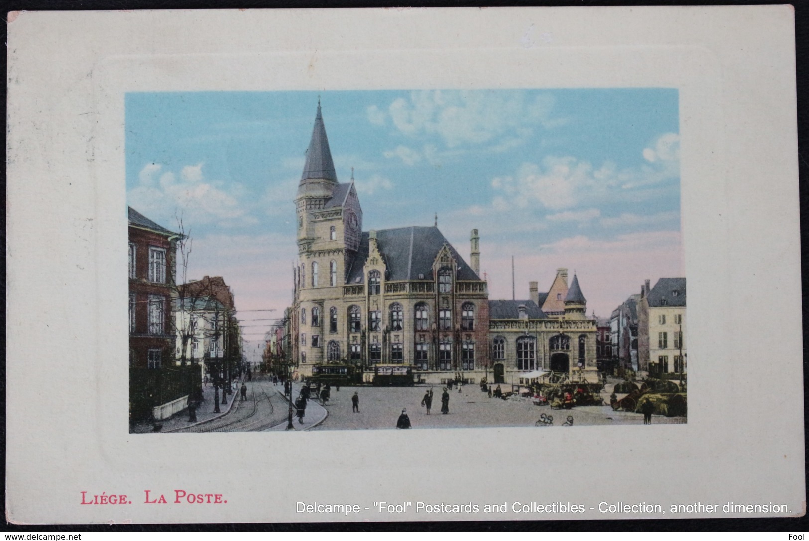 Liège La Poste Tram Et Marché Market Markt - Poste & Facteurs