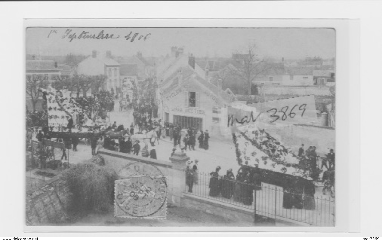 GOUVIEUX CAVALCADE 1906 PLACE MONUMENT AUX MORTS Actuel - Gouvieux