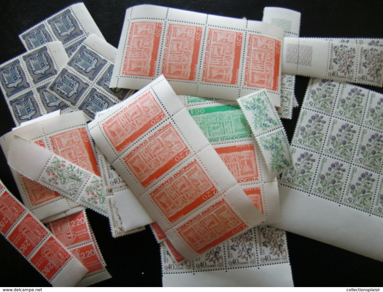 ANDORRE ET MONACO + DE 1000 TIMBRES NOMBREUX NEUFS PAR MULTIPLES EUROPA/BLOCS/LIQUIDATION