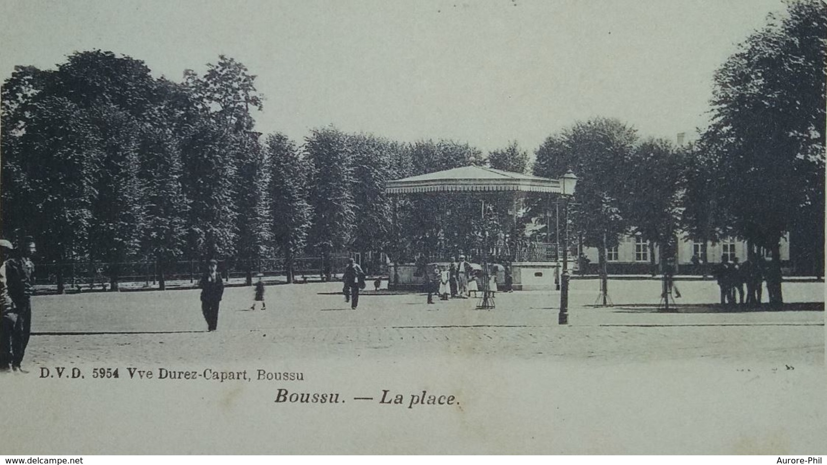 Boussu  La Place Avec Kiosque - Boussu