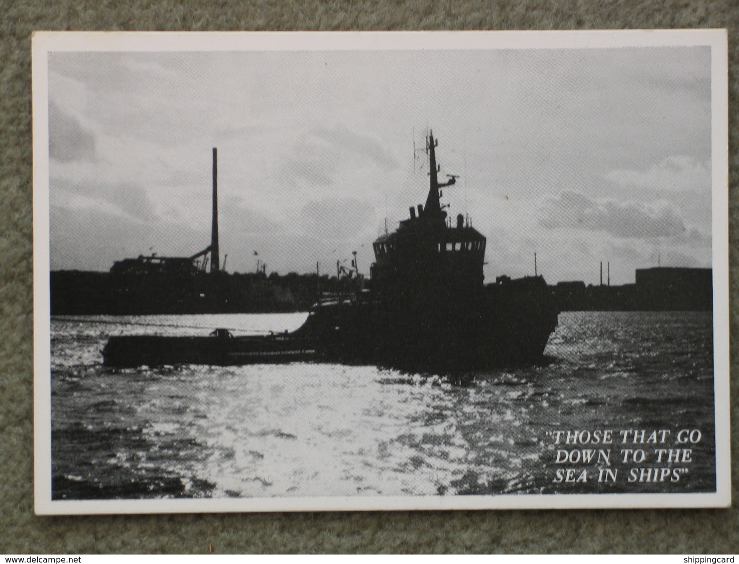 TUG AT TILBURY - Tugboats