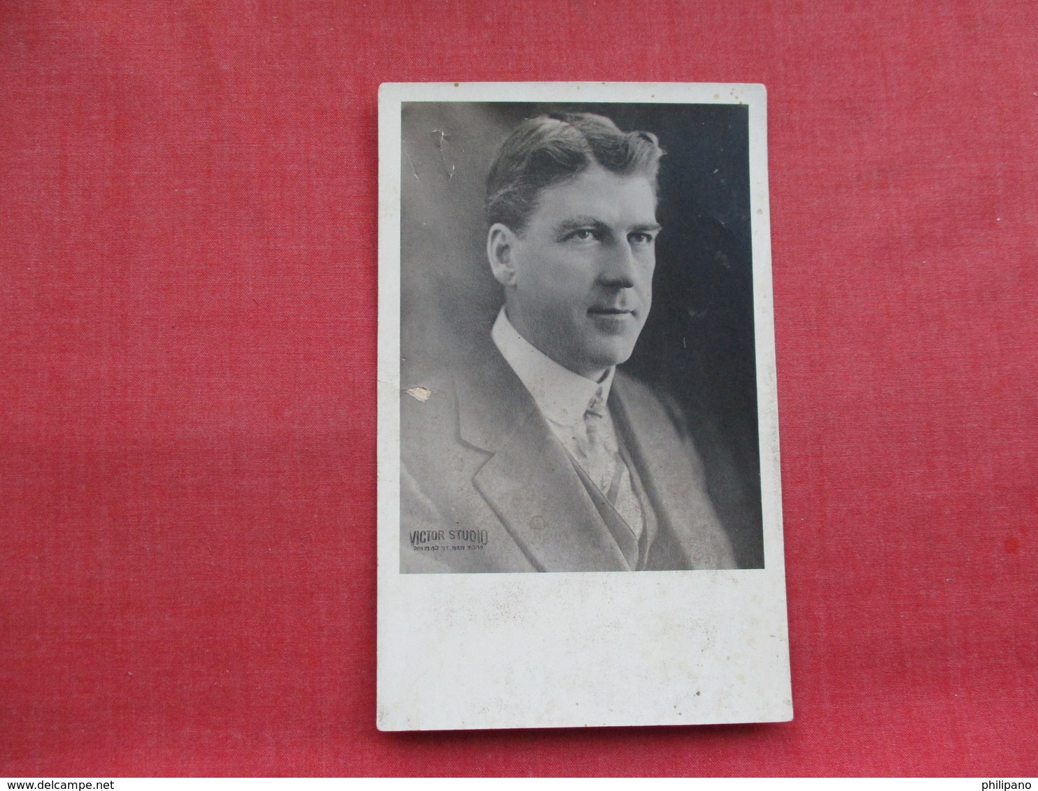 RPPC   Man To ID Victor Studio  NY             Ref 3320 - To Identify