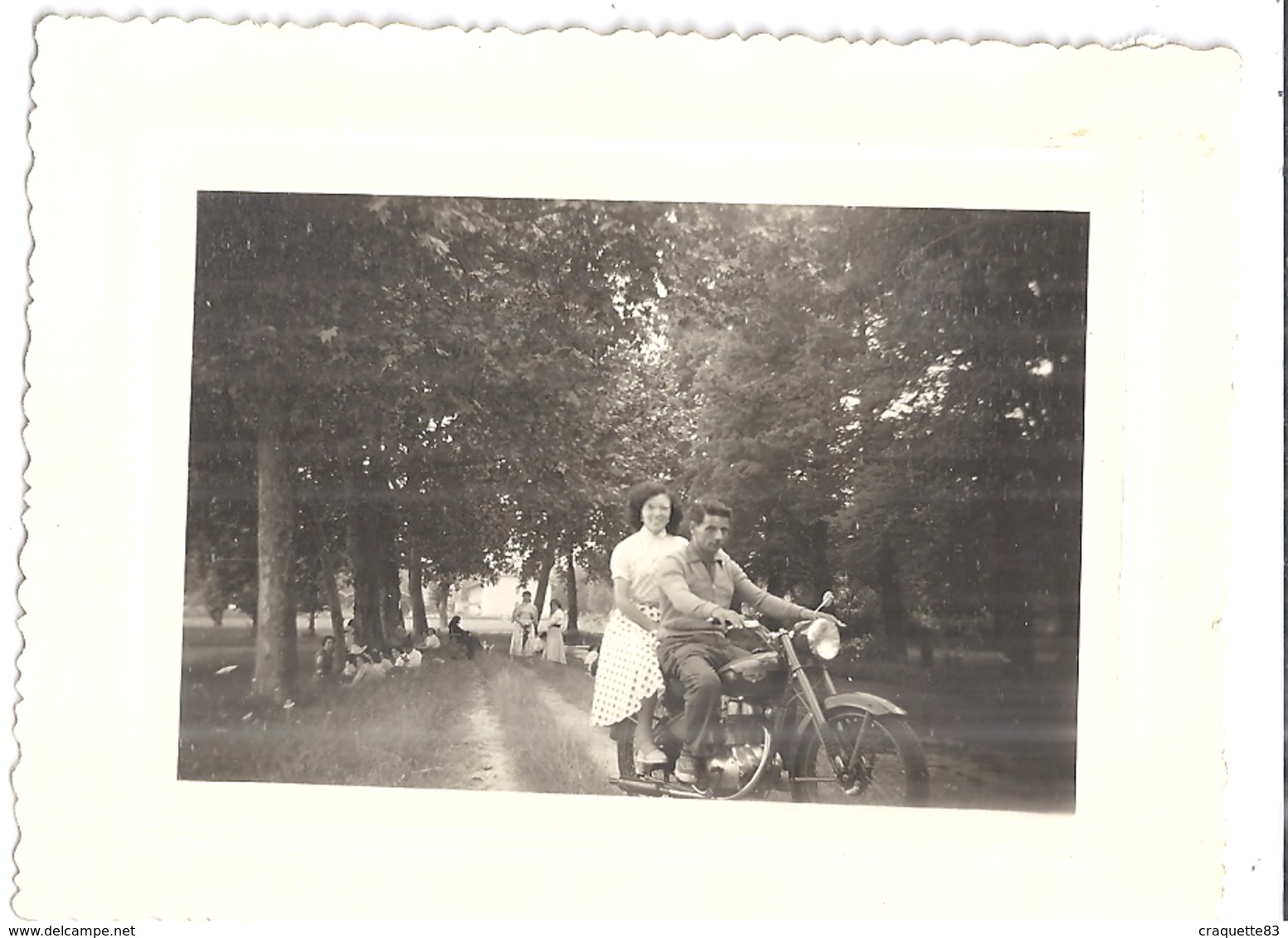 COUPLE SUR MOTO  1954 - Other & Unclassified