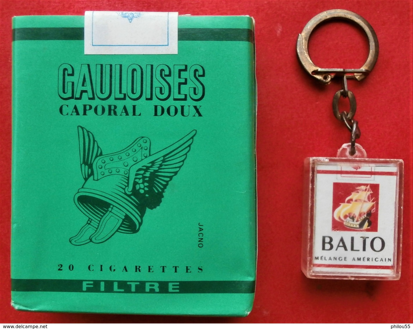 COLLECTION  Paquet De GAULOISES VERTES Filtre Caporal Doux JACNO + Porte Clef BALTO - Autres & Non Classés