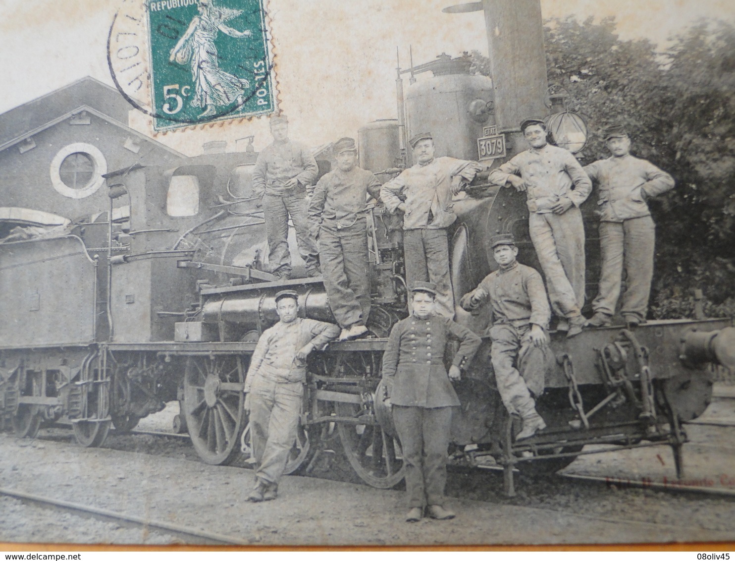 COURTALAIN  (Eure & Loir) -- Train En Gare - Loco En GROS PLAN - Détachement Du 5ème Génie De Versailles - Trains