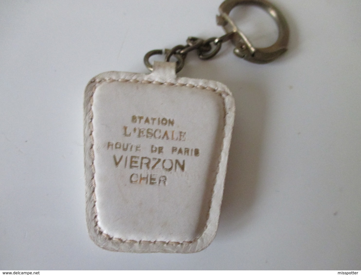 Porte Clé Ancien Station BP L'escale Vierzon - Key-rings