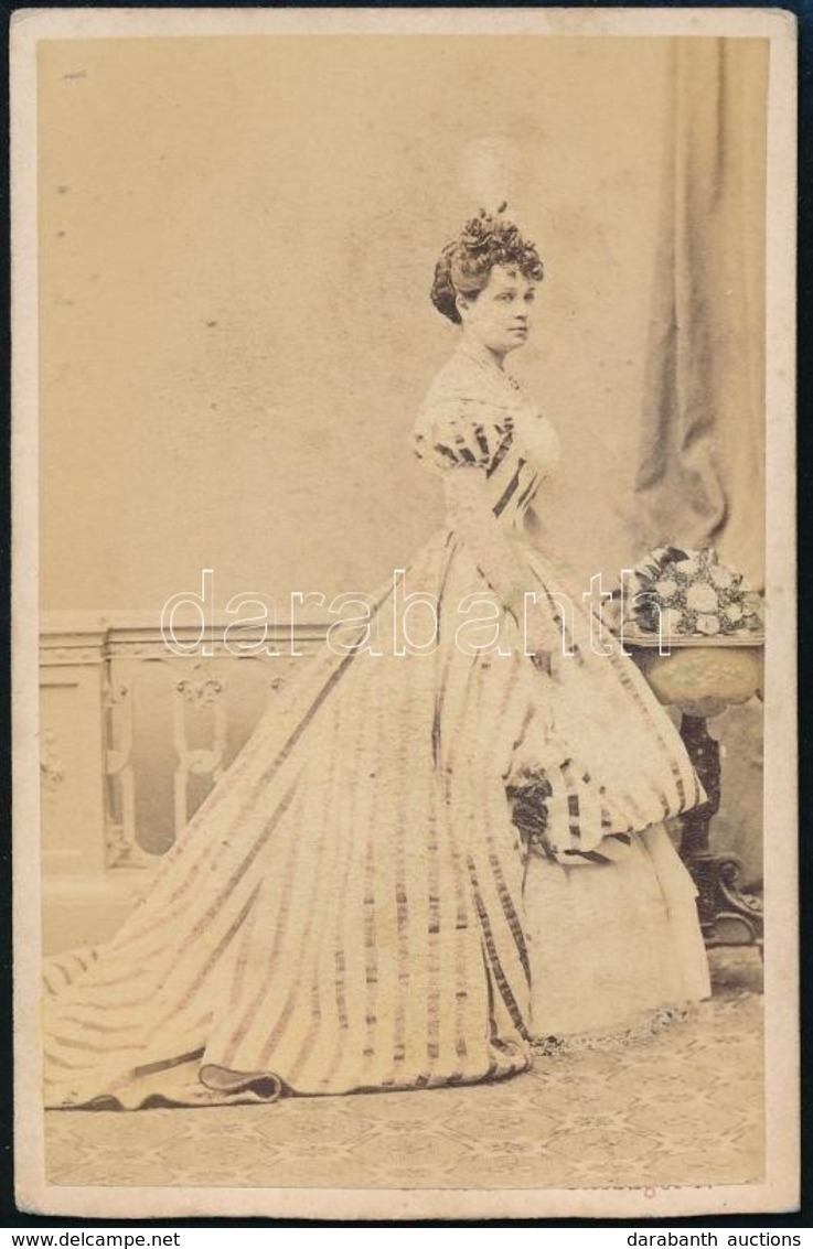 Cca 1860 Markovits Ilka (1839-1915) Operaénekesnő Keményhátú Fotója, Pest, Dr. Heid H. és Ronninger F. Műterméből, 10x6  - Andere & Zonder Classificatie
