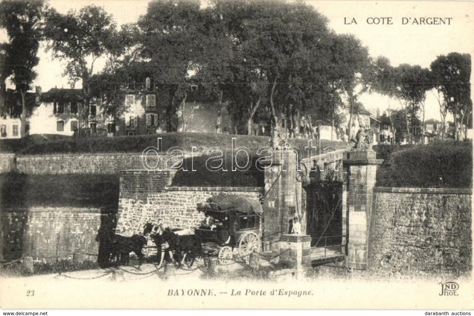 ** T2 Bayonne. La Porte D'Espagne / The Gate Of Spain, Horse Carriage - Non Classificati