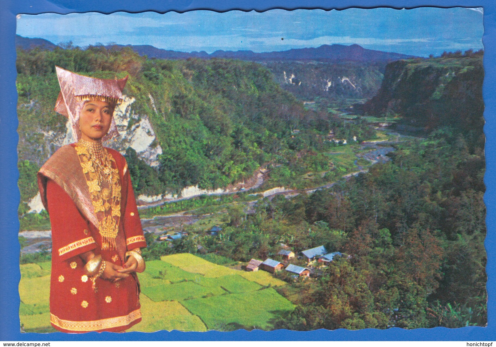 Indonesien; Minangkabau Girl; West Sumatra - Indonesien