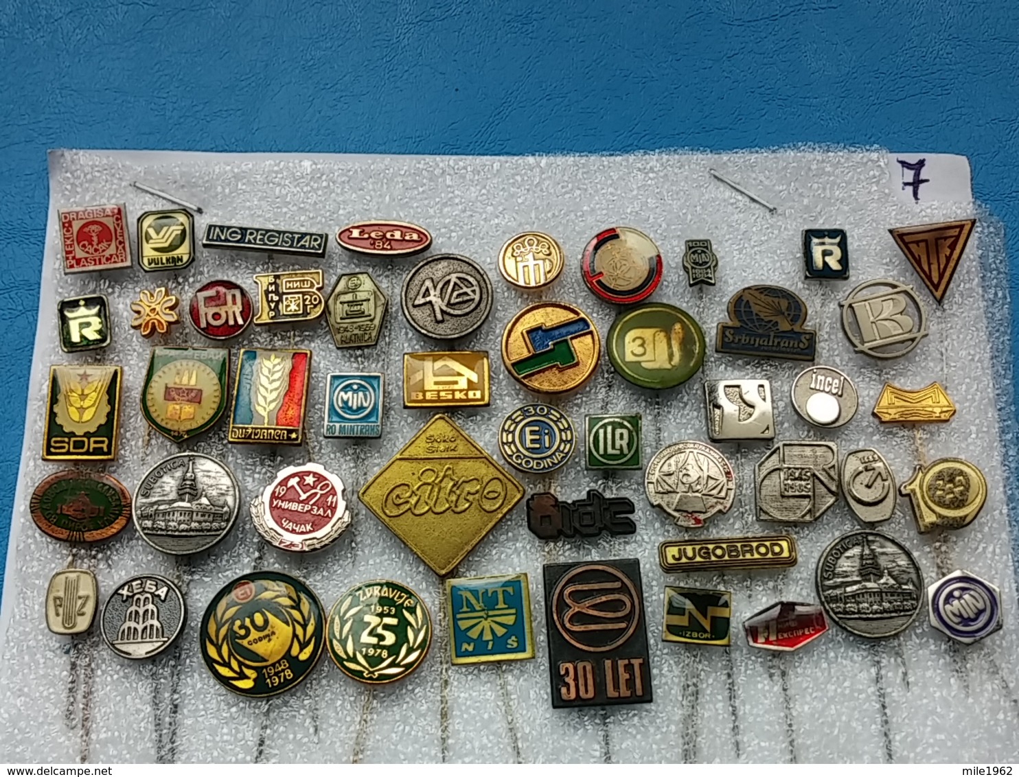 50 Pins Lot - EX Yugoslavia ( Croatia, Serbia, Slovenia, Bosnia And Herzegovina, Macedonia, Montenegro) - Lots