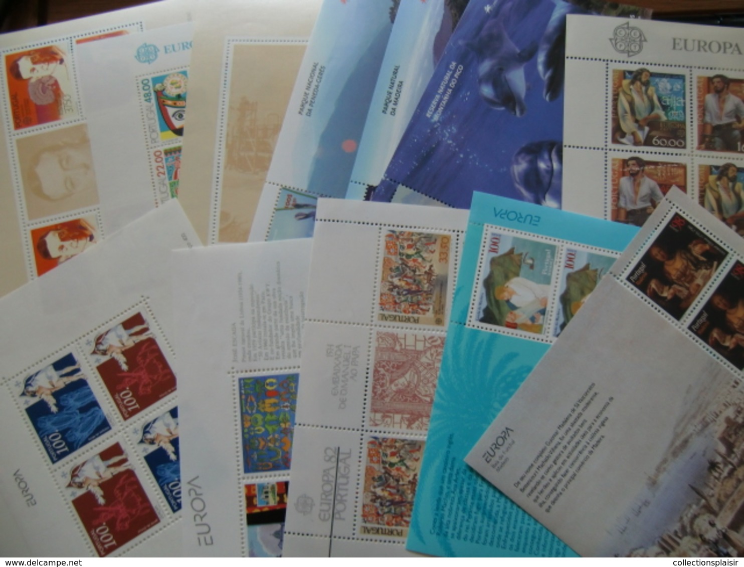 ENORME LOT + 5300 TIMBRES EUROPE ET MONDE DONT ASIE ET POLYNESIE LIQUIDATION