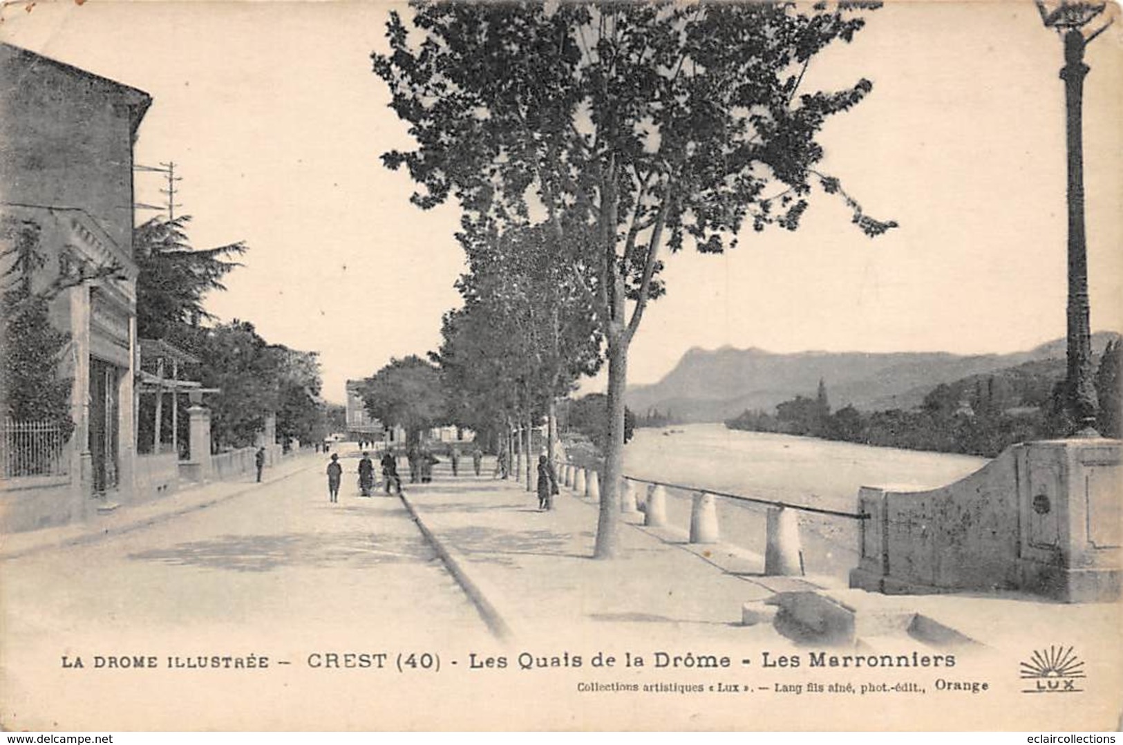 Crest   26    Les Quais     (Voir Scan) - Crest