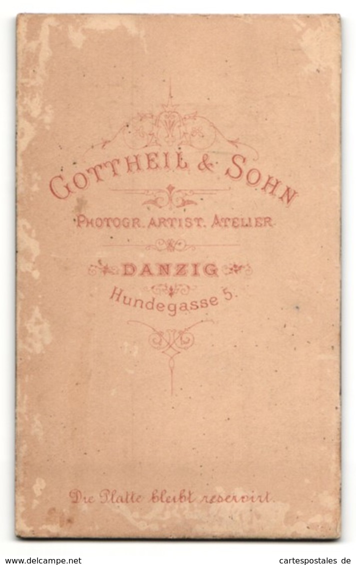 Fotografie Gottheil & Sohn, Danzig, Portrait Dame In Zeitgenöss. Garderobe - Personnes Anonymes