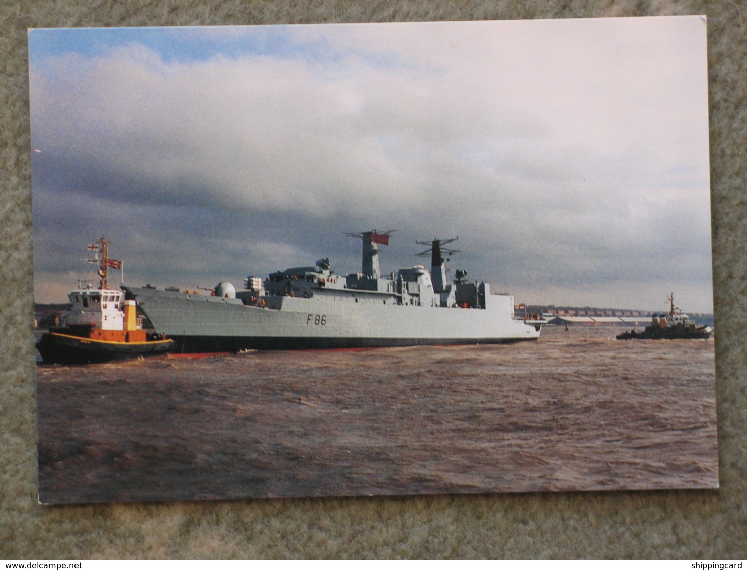 HMS CAMPBELTOWN LAUNCH - Warships