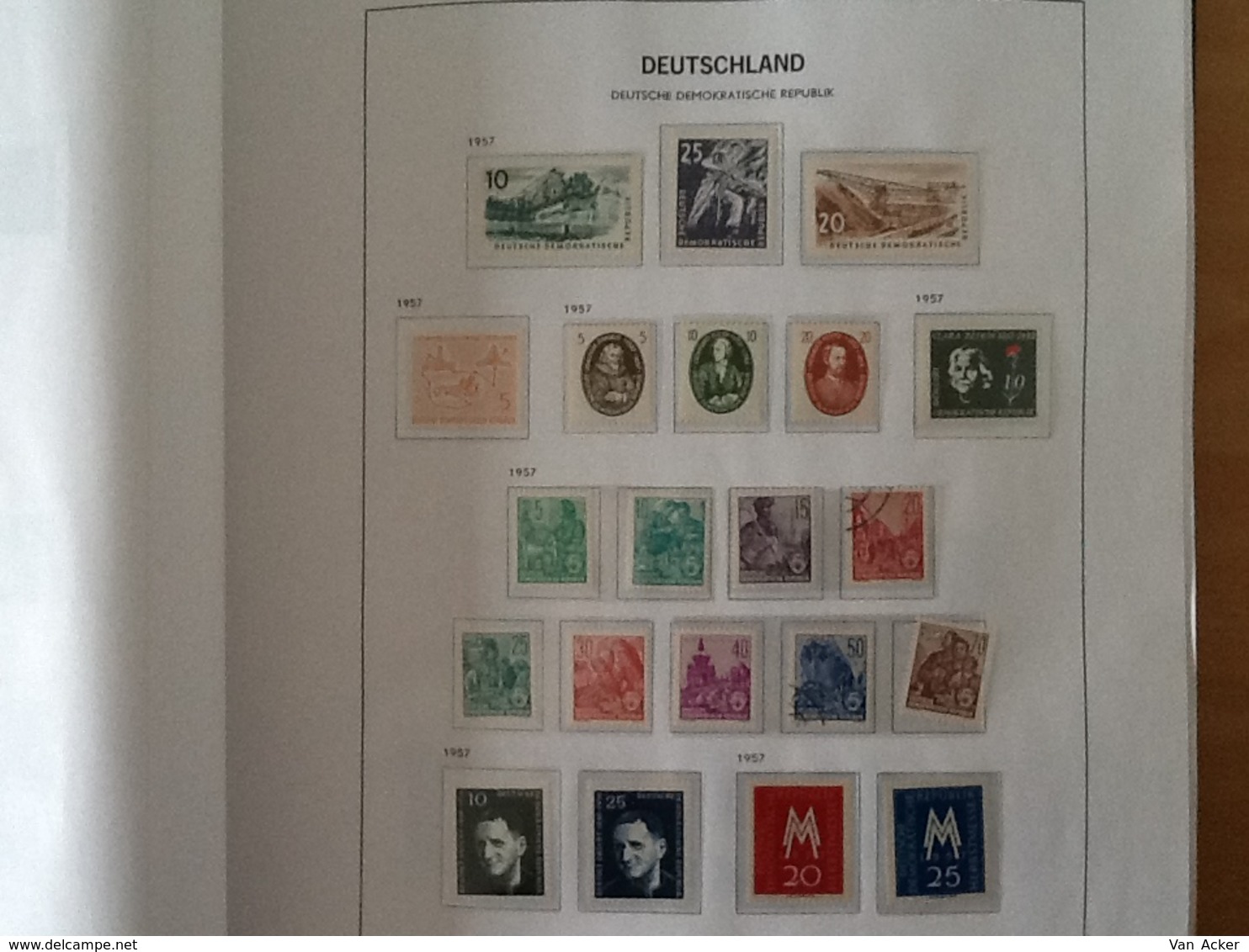 Collection East Germany 1949 till 1990 MNH/MH/used.