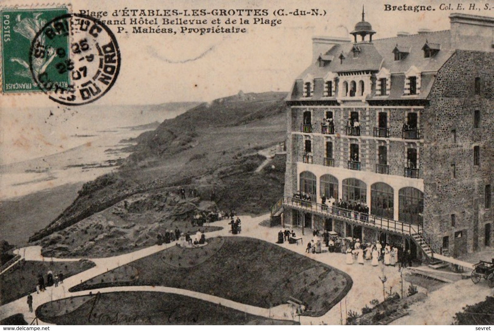 ETABLES-LES-GROTTES. - Grand Hôtel Bellevue Et De La Plage. P. Mathéas, Propriétaire. Carte Très RARE - Etables-sur-Mer