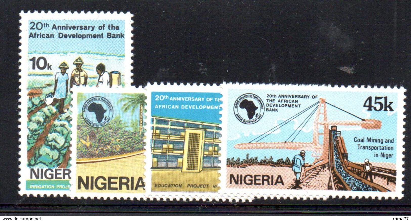 APR770 - NIGERIA 1984 , Yvert  N. 450/453  ***  MNH (2380A). Banca - Nigeria (1961-...)