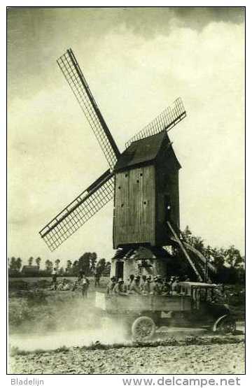 HOOGLEDE (W.Vl.) - Molen/moulin - De Hazewindmolen Met Duitse Soldaten, Voor Zijn Vernieling In 1917 - Hooglede