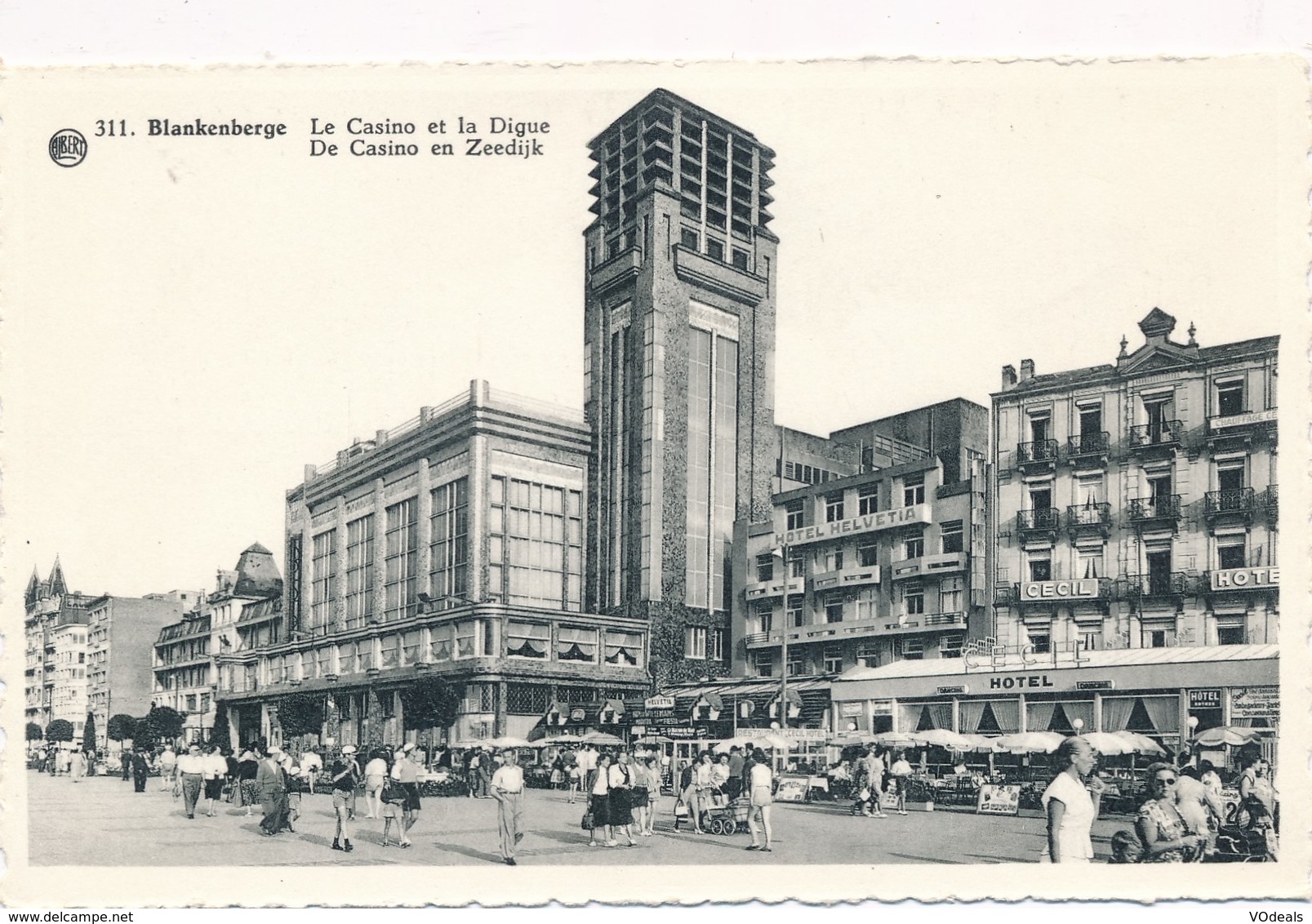 CPA - Belgique - Blankenberge - Blankenberghe - Le Casino Et La Digue - Blankenberge