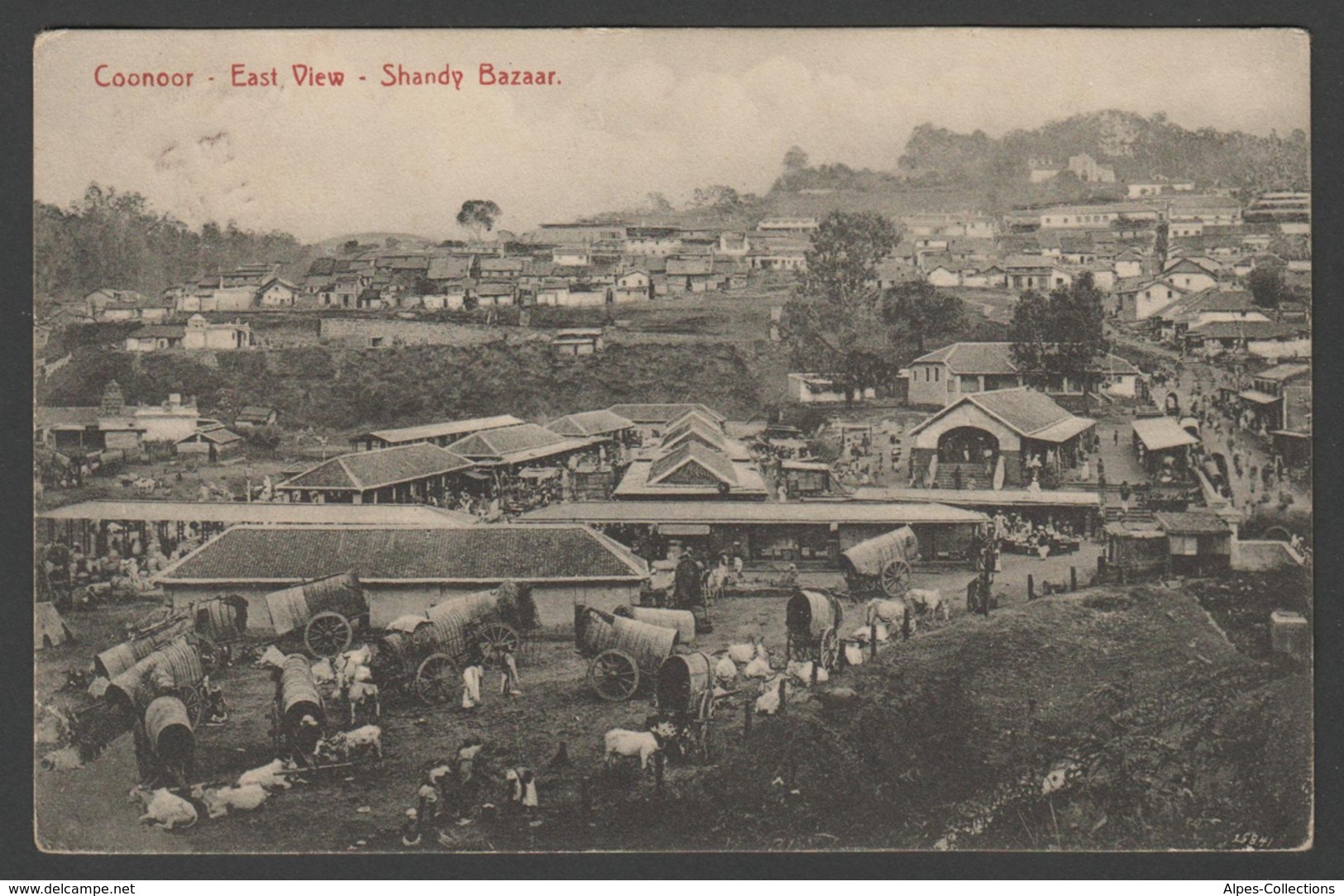 071 CARTE POSTALE - INDE - Coonoor, East View, Shandy Bazaar - Inde