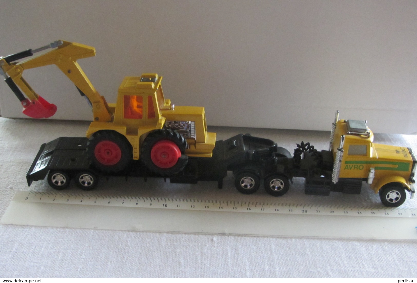 Superkings  -1978  K10 Peterbilt K92 Tractor - Lesney Prod.-  Made Engeland - Matchbox