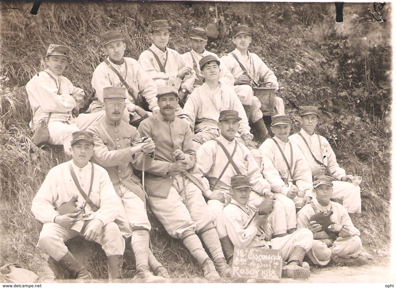 Carte Photo Groupe De Soldats Du 89e RI à Rosoy (Oise Ou Loiret ?) En 1918 - 1914-18