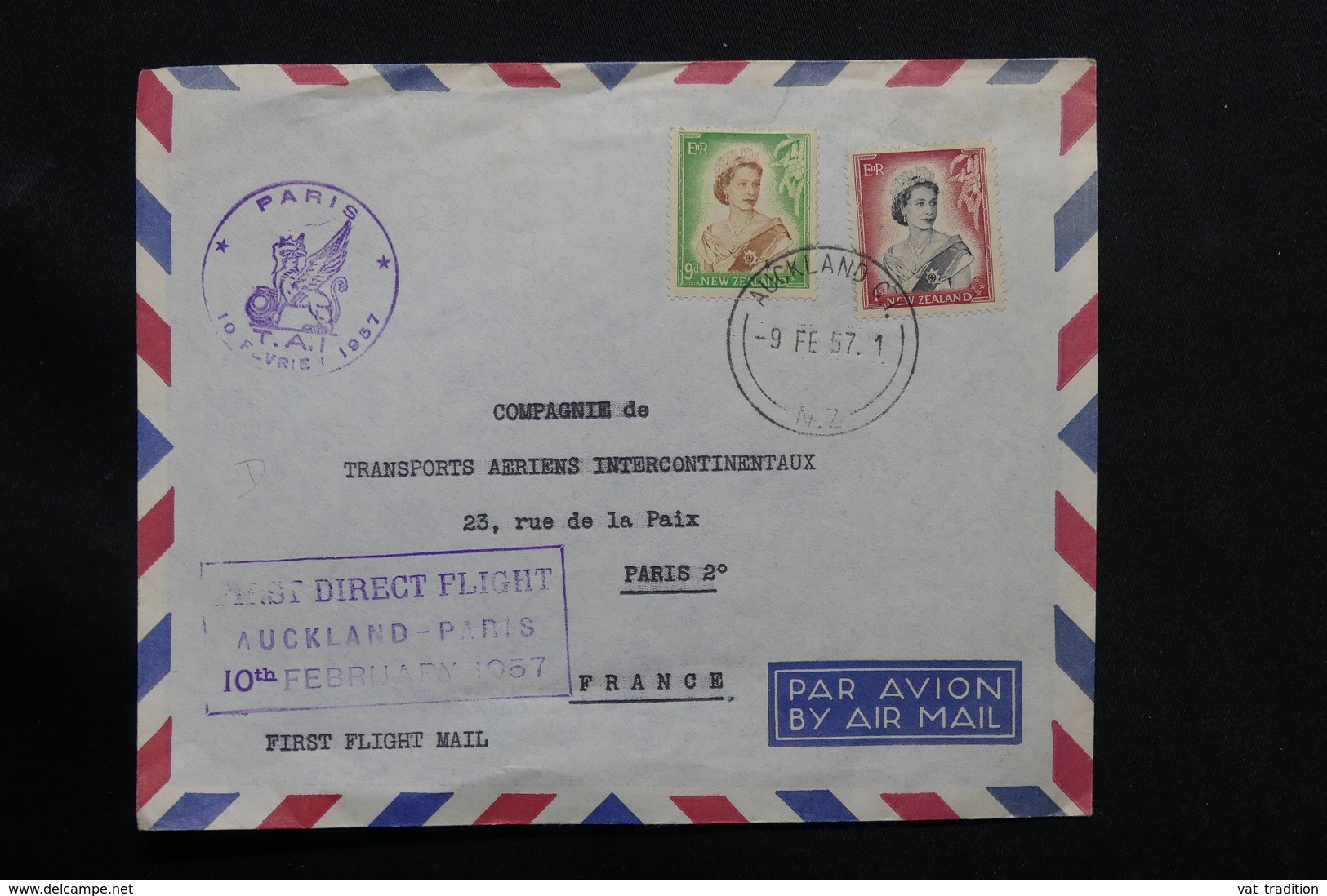 NOUVELLE ZÉLANDE - Enveloppe 1 Er Vol Direct Auckland / Paris En 1957 , Affranchissement Plaisant - L 28528 - Briefe U. Dokumente