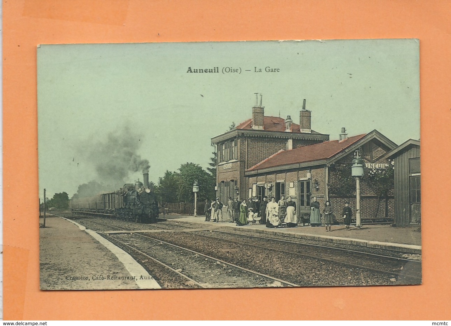 CPA -  Auneuil  - (Oise) - La Gare  -( Train , Locomotive  ) - Auneuil