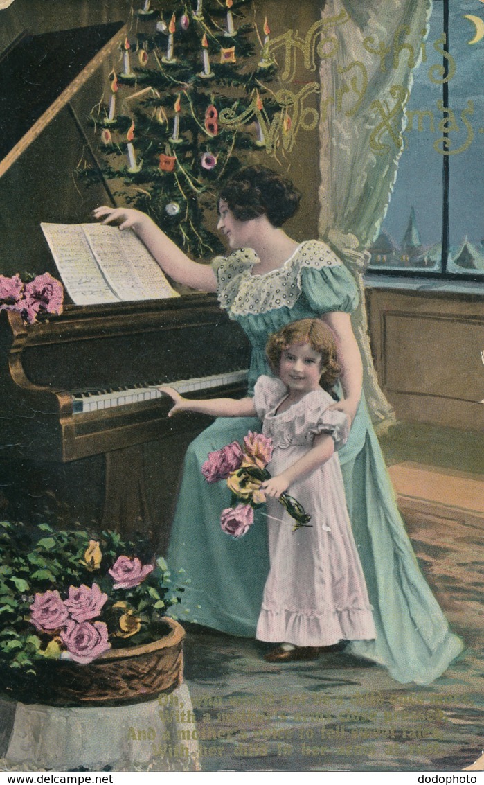 R003746 Greeting Postcard. Woman With Daughter Playing On The Piano - World