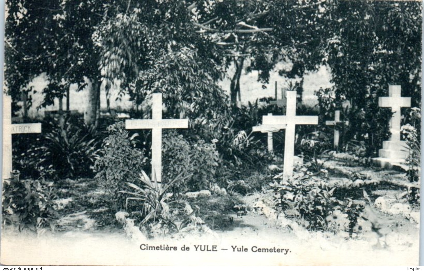 OCEANIE --  PAPOUSIE - NOUVELLE GUINEE -- Cimetiere De Yule - Papouasie-Nouvelle-Guinée