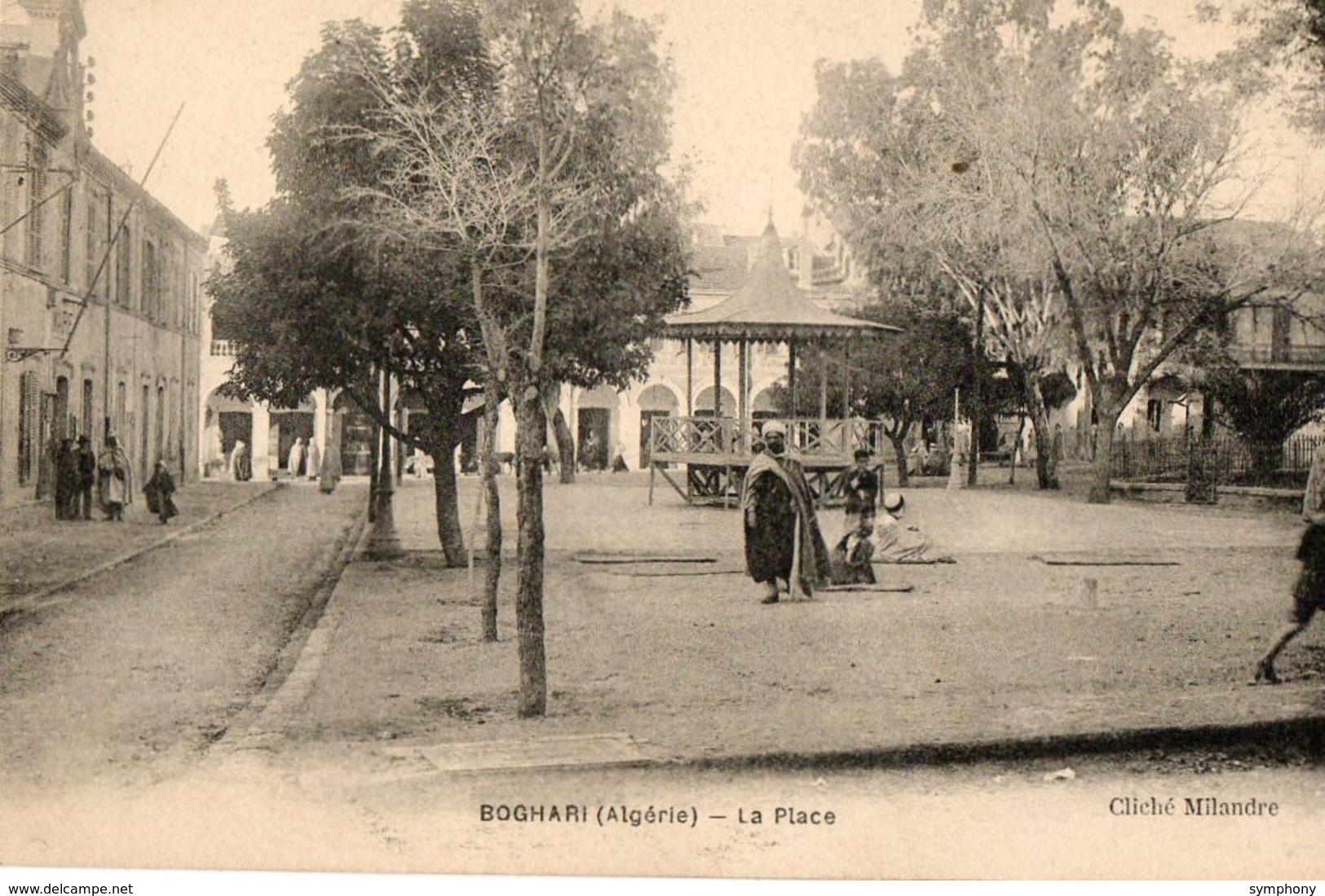 Algérie. CPA. BOGHARI.  La Place, Mairie, Kiosque à Musique. - Andere & Zonder Classificatie