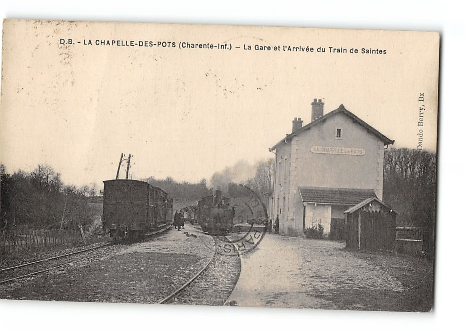 CPA 17 La Chapelle Des Pots La Gare Et Le Train Tramway De Saintes - Autres & Non Classés