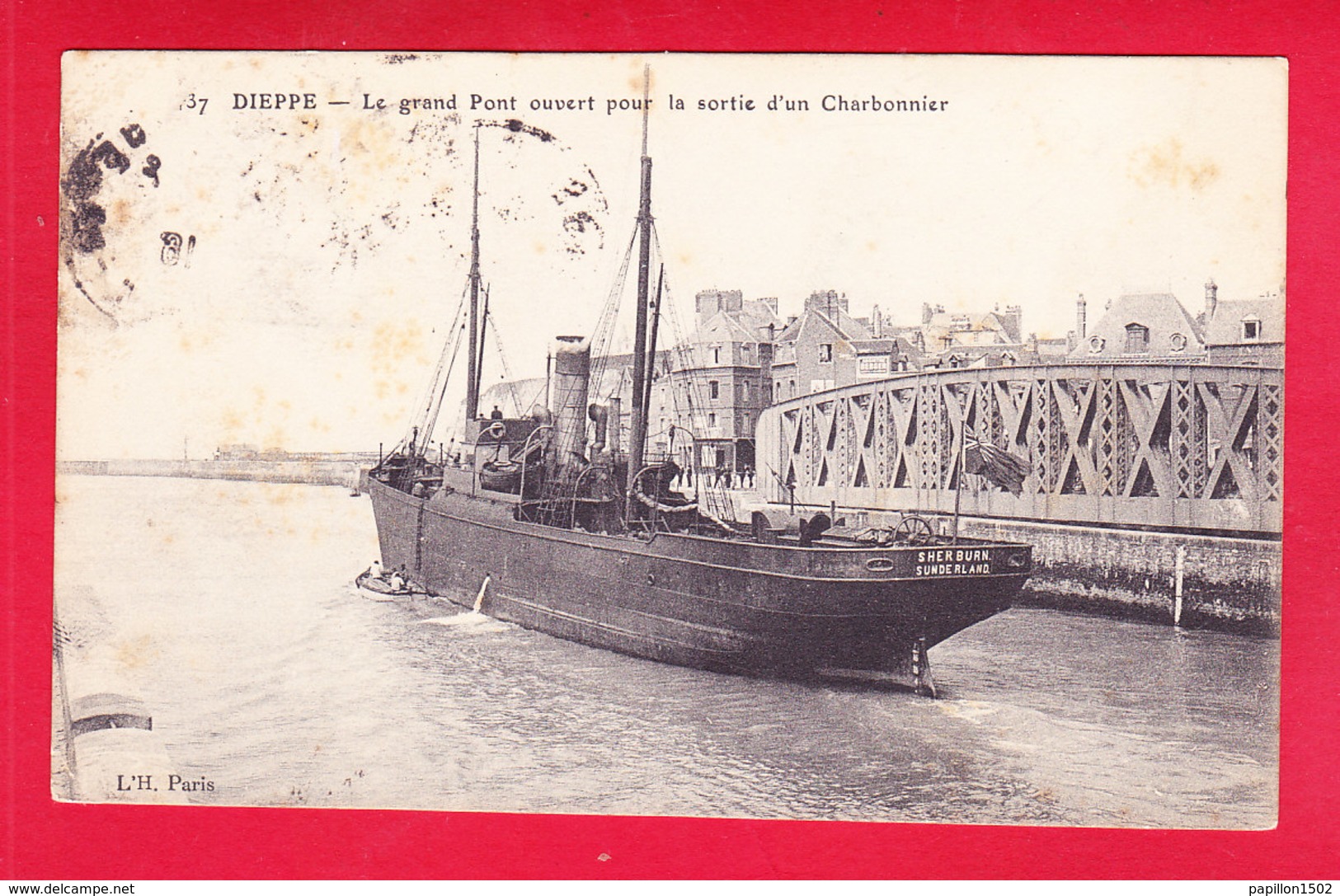 Bateaux-263A15  Dieppe, Le Grand Pont Ouvert Pour La Sortie D'un Charbonnier, Cpa - Commercio