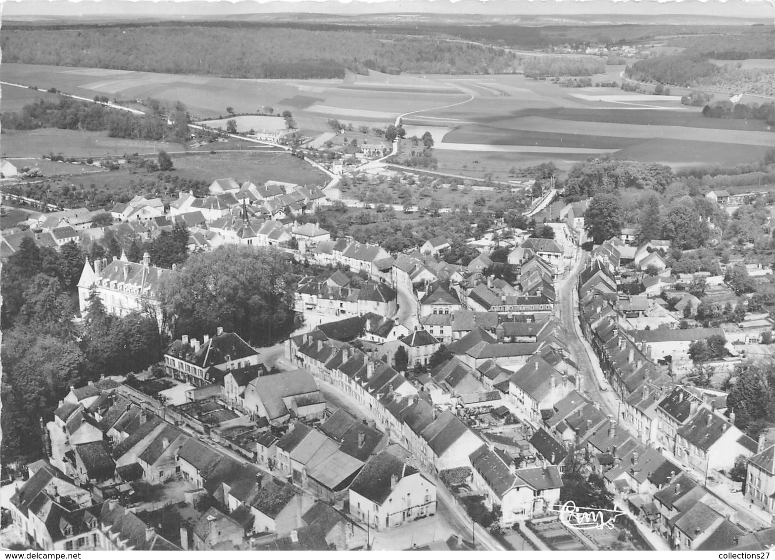 52-ARC-EN-BARROIS- VUE PANORAMIQUE AERIENNE LE CHATEAU - Arc En Barrois