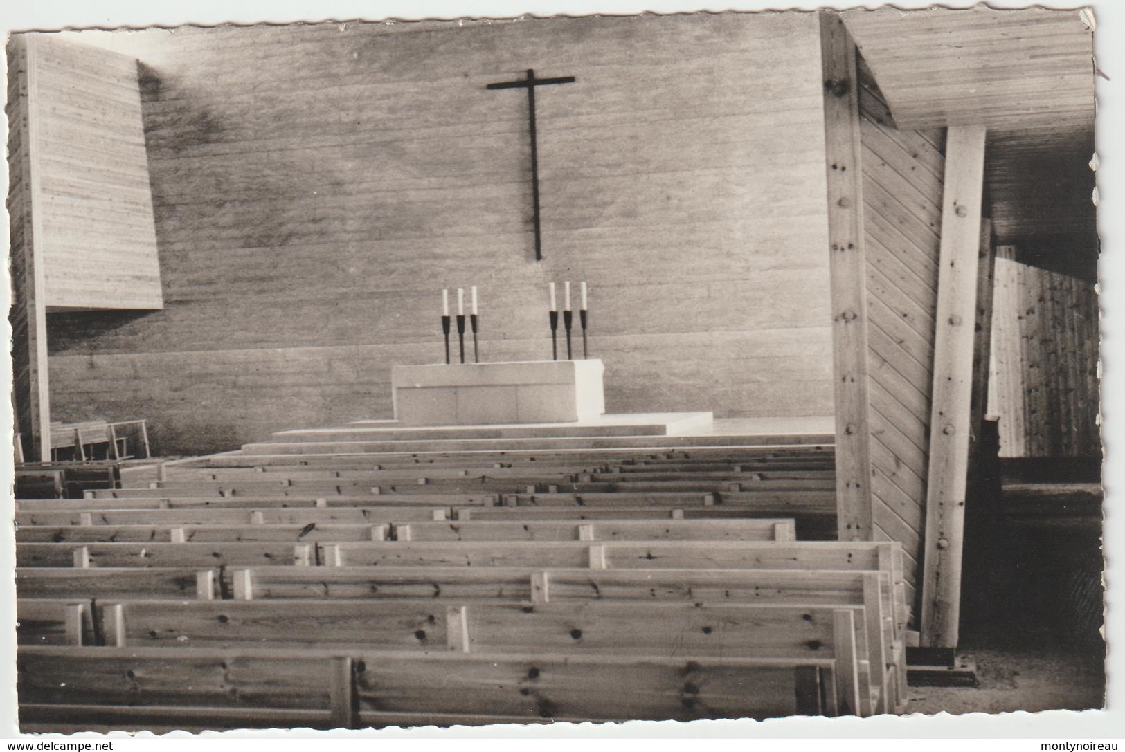 R : Manche : DONVILLE Les  BAINS :  église  Notre  Dame  De  Lourdes   Année  60 - Autres & Non Classés