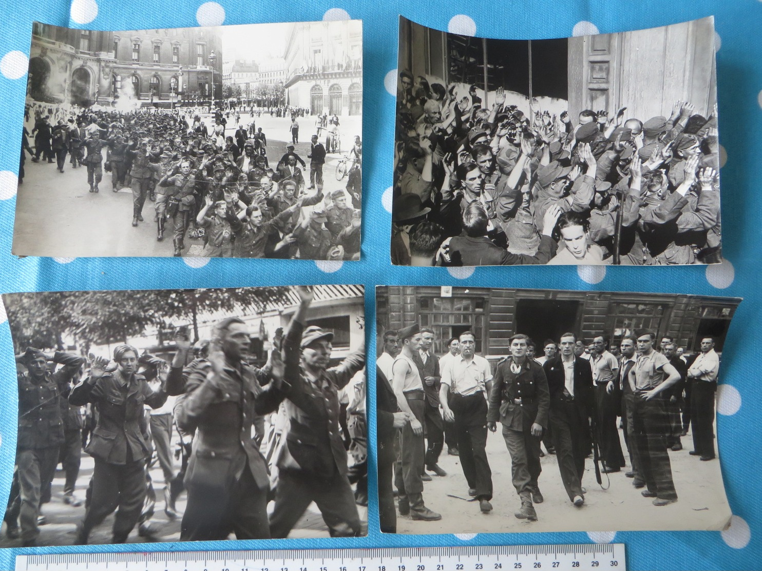 GUERRE 1939/1945 , 4 Photos L.A.P.I.,meusure,,, 13cm  X  18cm - War, Military