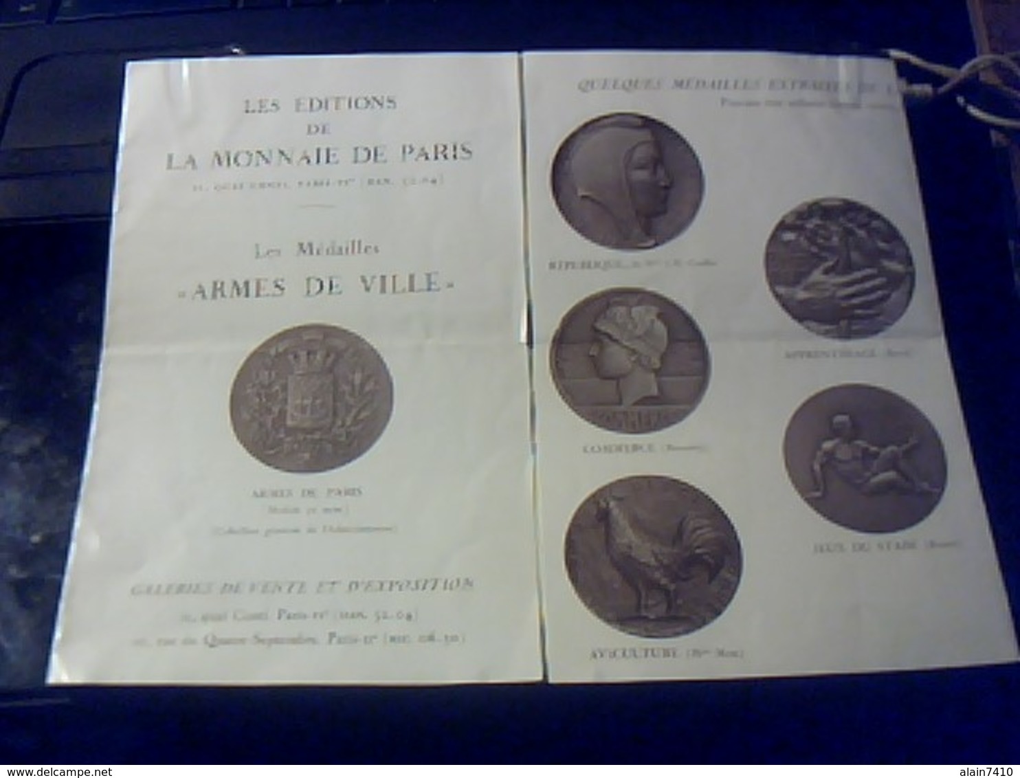 Depliant 4 Pages Les Editions De La Monnaie De Paris Les Medailles De Ville - Books & Software