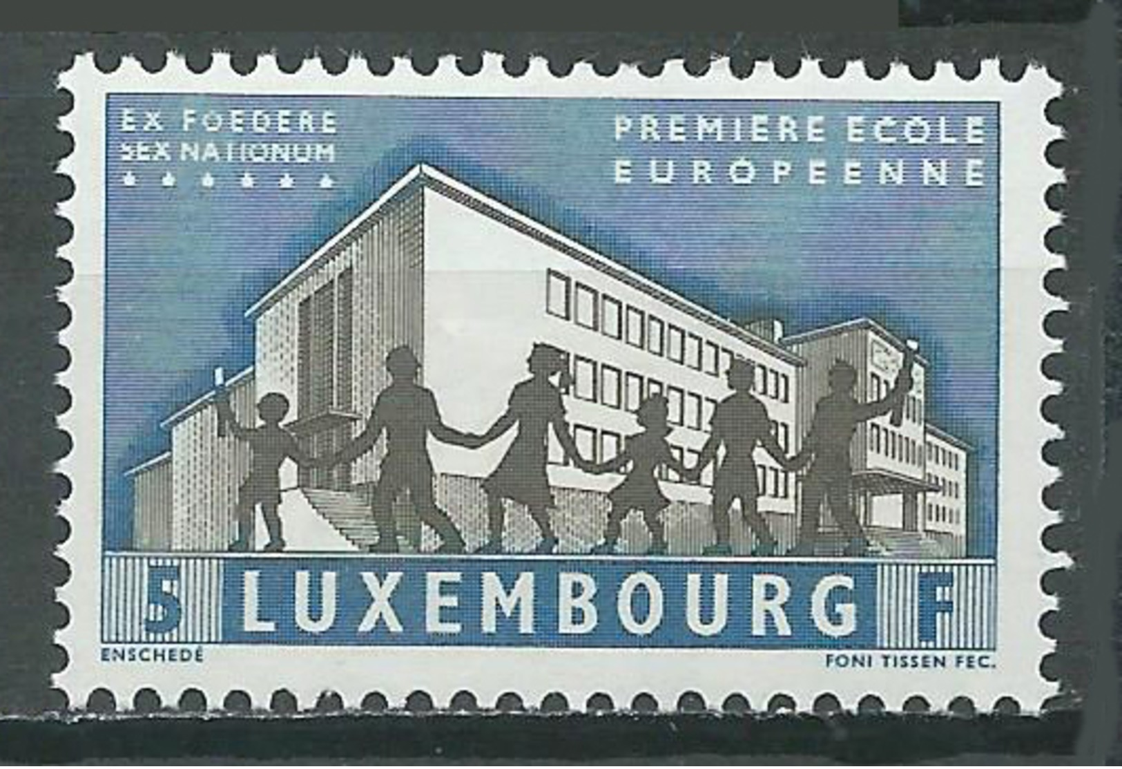 Luxembourg YT N°579 Première école Européenne Neuf ** - Ungebraucht