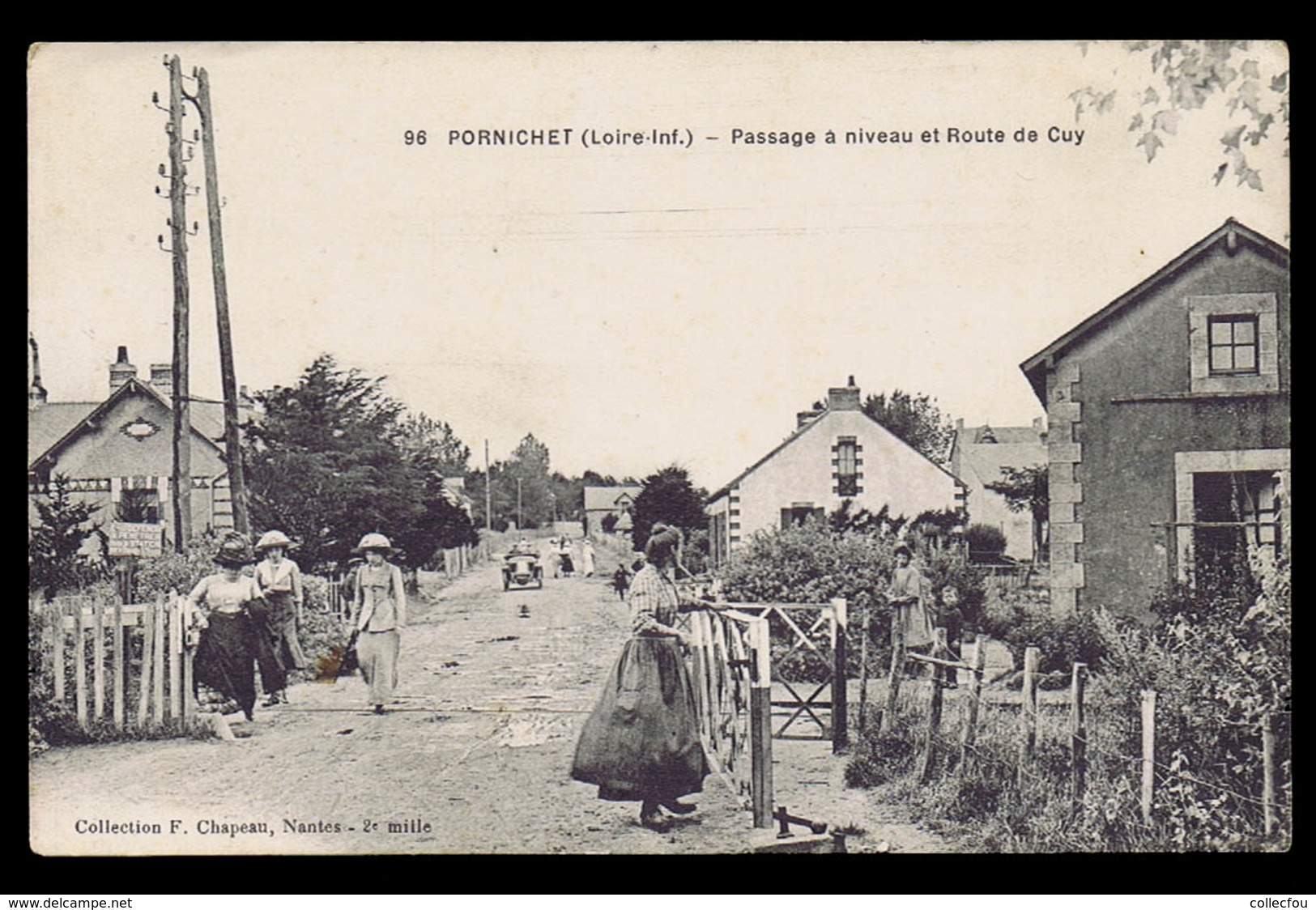 Cpa PORNICHET (44), Passage à Niveau Et Route De Cuy. Animation. Voir Description Bien Détaillée. - Pornichet