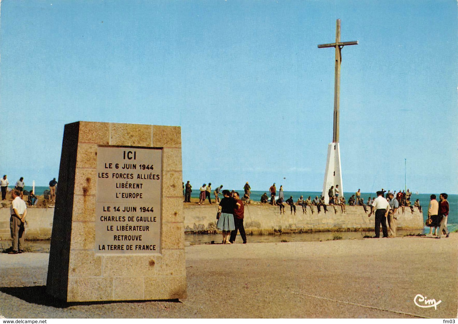 Courseulles Sur Mer Canton Creully Stèle Débarquement 1944 Général De Gaulle - Courseulles-sur-Mer