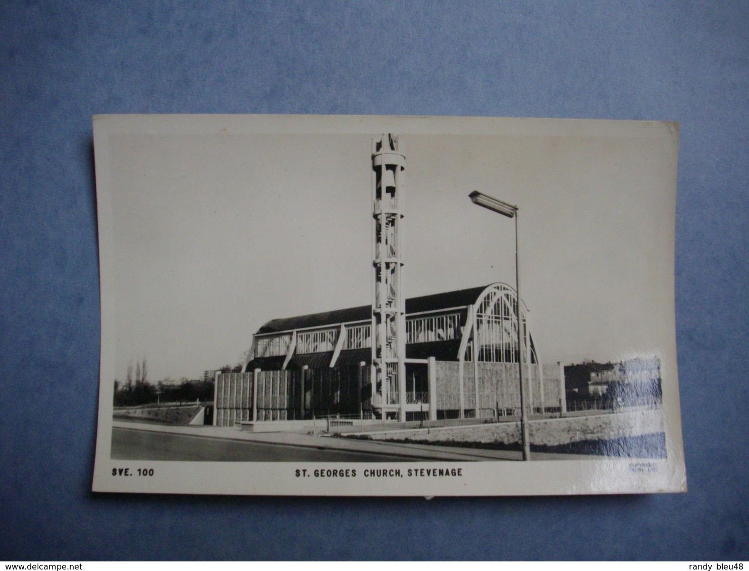 STEVENAGE  - St Georges Church   -  ANGLETERRE - Hertfordshire