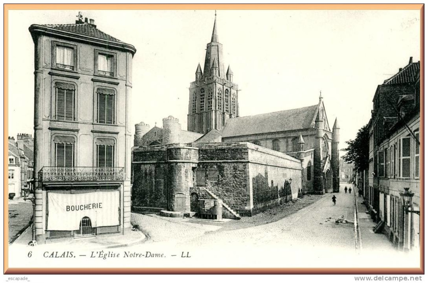 CPA DE CALAIS (62) -  LA BOUCHERIE PRES DE L EGLISE -  Bb-162 - Calais