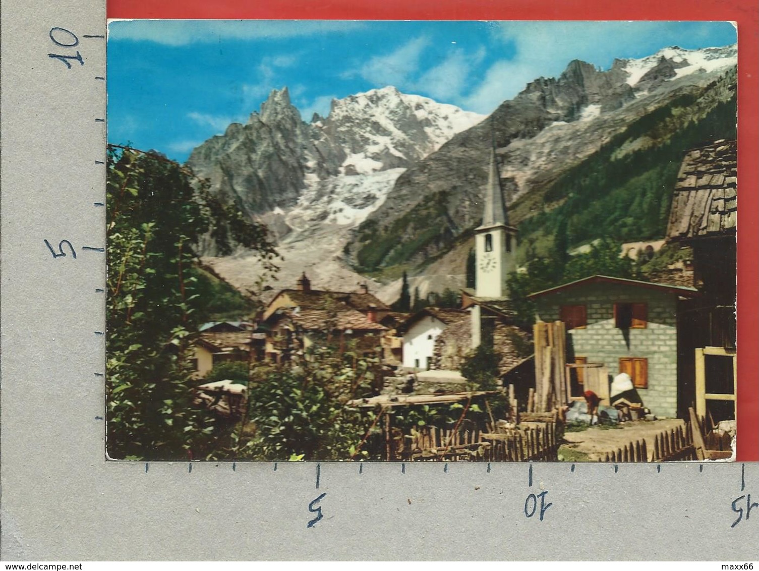 CARTOLINA VG ITALIA - COURMAYEUR (AO) - Entreves - Scorcio Panoramico - 10 X 15 - ANN. 1967 TASSATA - Altri & Non Classificati