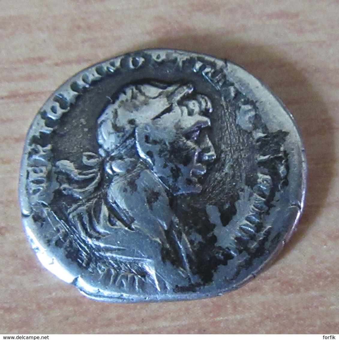 Monnaie Romaine - Denier Argent Trajan (53 - 117) - Revers : Mars Nu Et Casqué Marchant à Droite - Les Antonins (96 à 192)