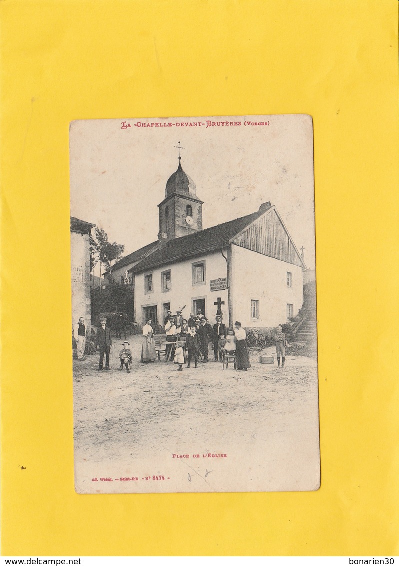 CPA 88 LA CHAPELLE DEVANT BRUYERES PLACE DE L'EGLISE TRES ANIMEE  PEU COURANTE - Autres & Non Classés