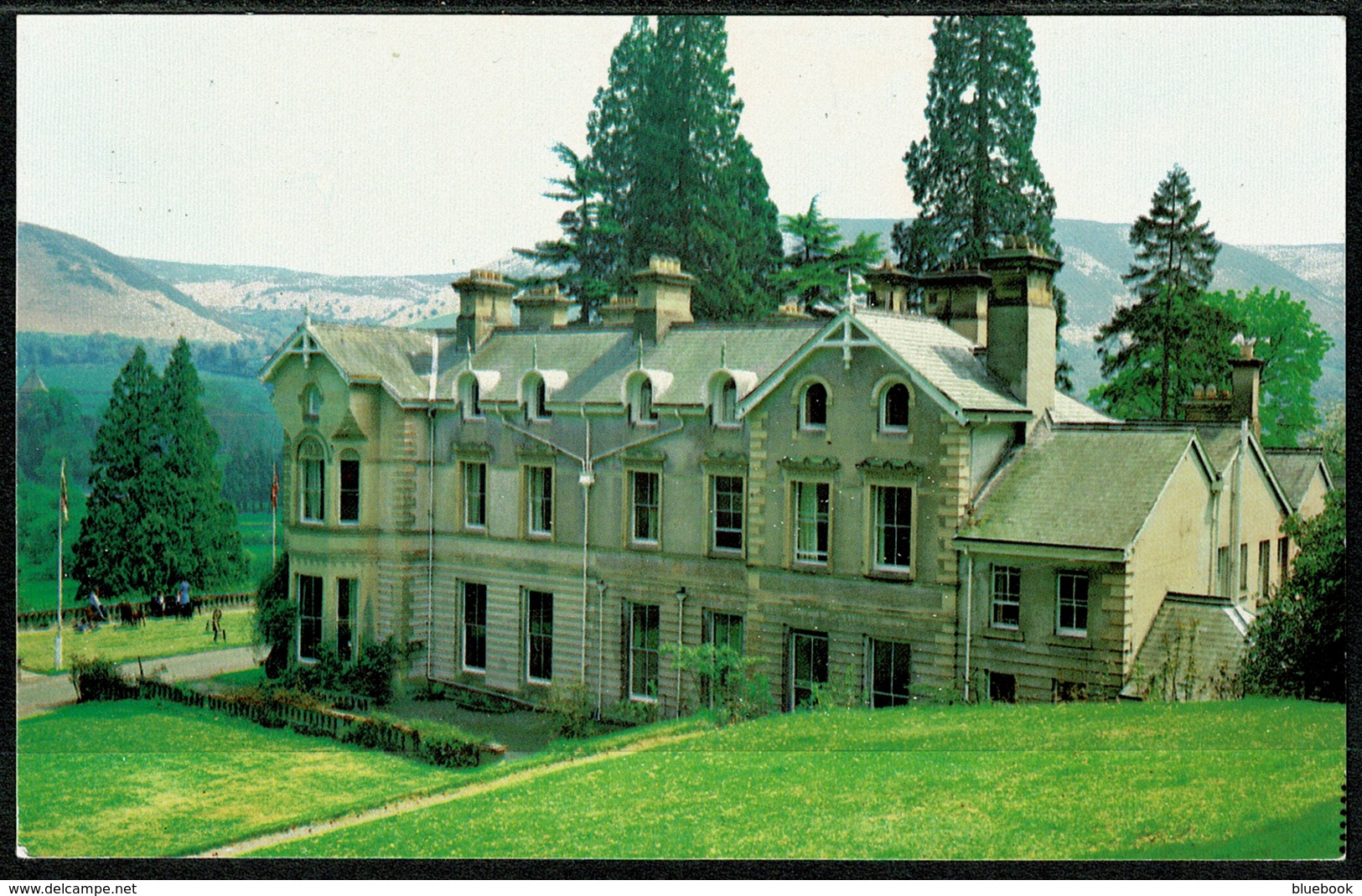 Ref 1285 - Postcard - Girl Guide Training Centre Broneirion Llandinam Montgomeryshire Wales - Montgomeryshire