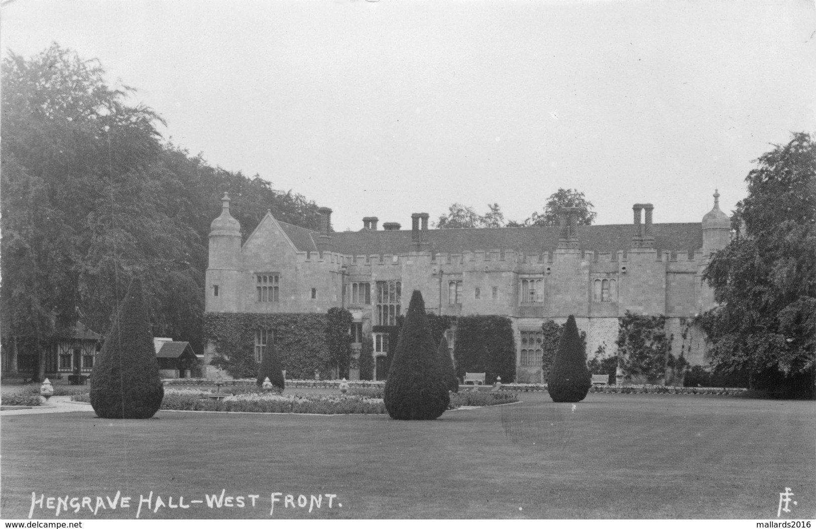 HENGRAVE HALL - 2 VINTAGE REAL PHOTO POSTCARDS #89002 - Autres & Non Classés